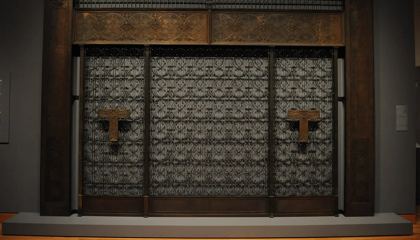 Chicago Stock Exchange elevator screen 01